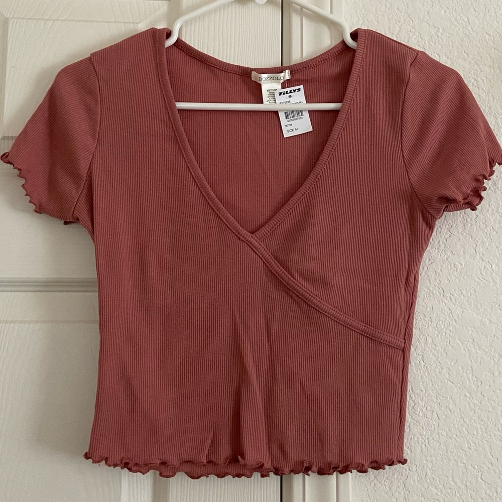 Tilly’s cropped top